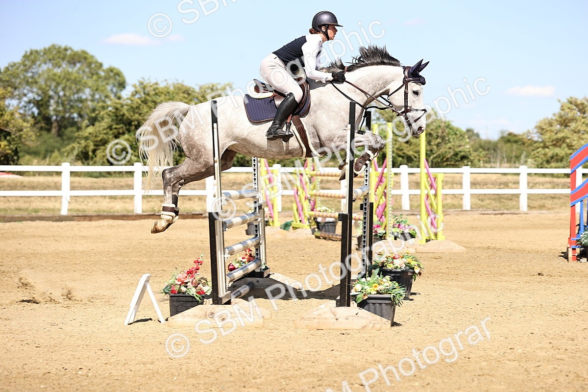 SBM_015333 - Class 16 - Senior foxhunter - 1.20m Open