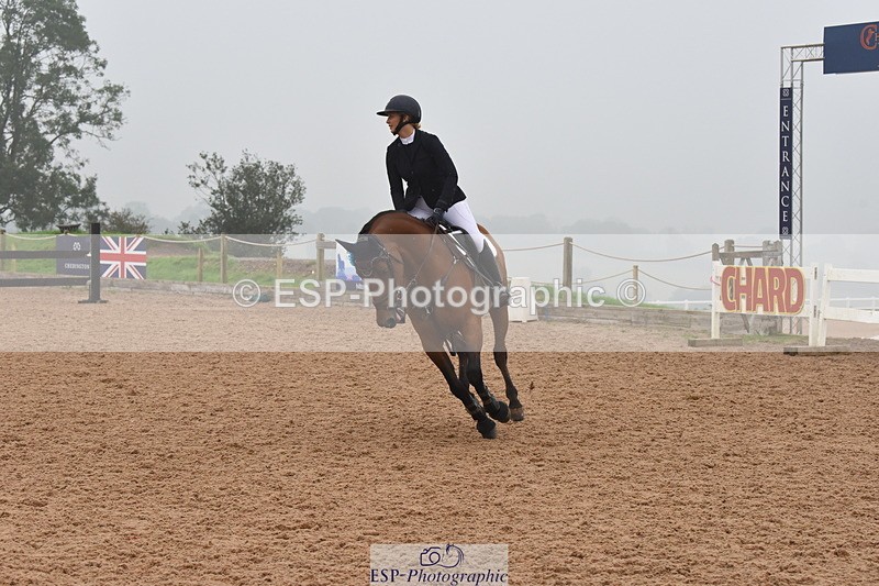 230916A-171400-05806 - Cls 19 Snr 1.10m Derby