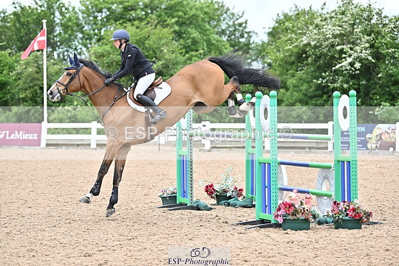 240523A-135716-01968 - Cls 5 National 1.30m