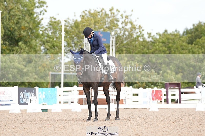 250906-103920-01306 - 033-Caroline.HeardNever.Wait