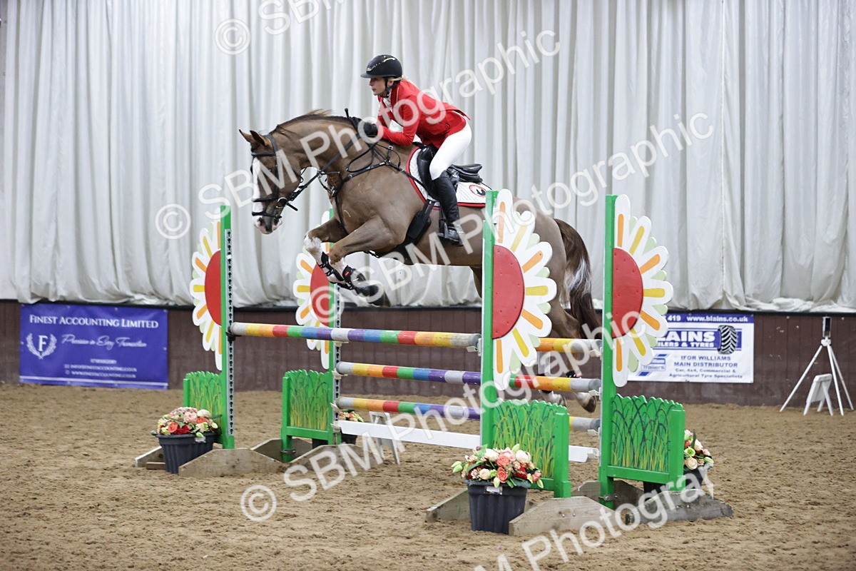 SBM_001294 - Class 4 - Senior Newcomers/ 1.10m Open