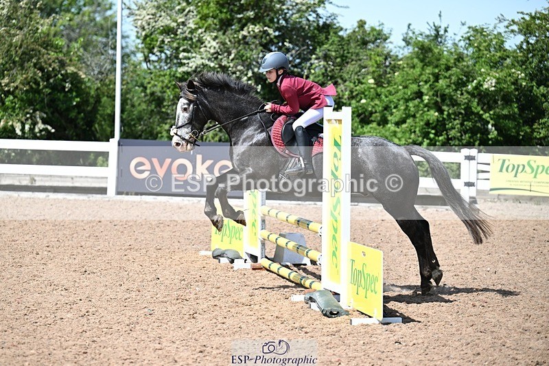260523-112154-00335 - Cls 16+17 Club and Schools 70cm