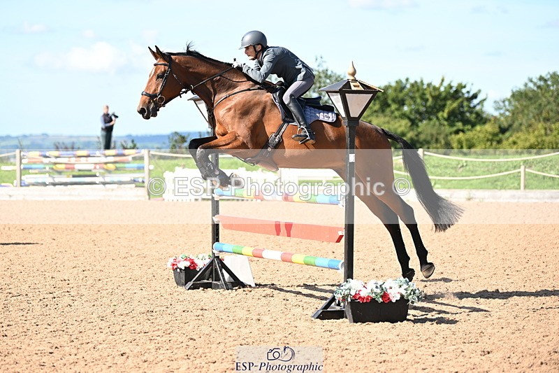 240913A-110527-03806 - Cls 14 Snr Newcomers