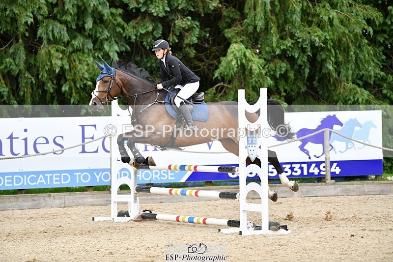 240712-111500-32942 - Cls 137 British Novice and 90cm Open