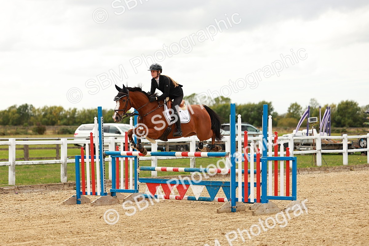 SBM_001554 - Class 4 - Senior Newcomers - 1.10m