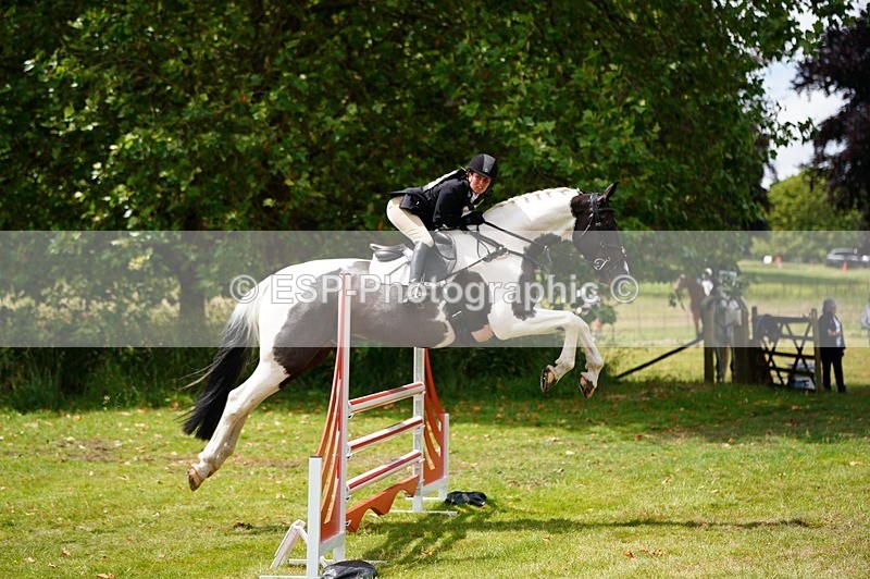 240630X-120104-8117 - 373-Maddy_Hand-LANGALLER_BLUE_MOON