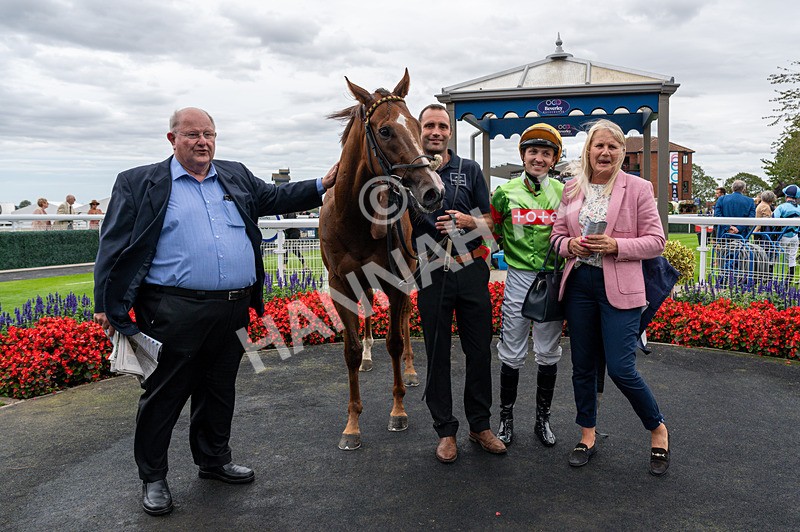 300825-Race 6-Hundred Caps-2962 - Race 6