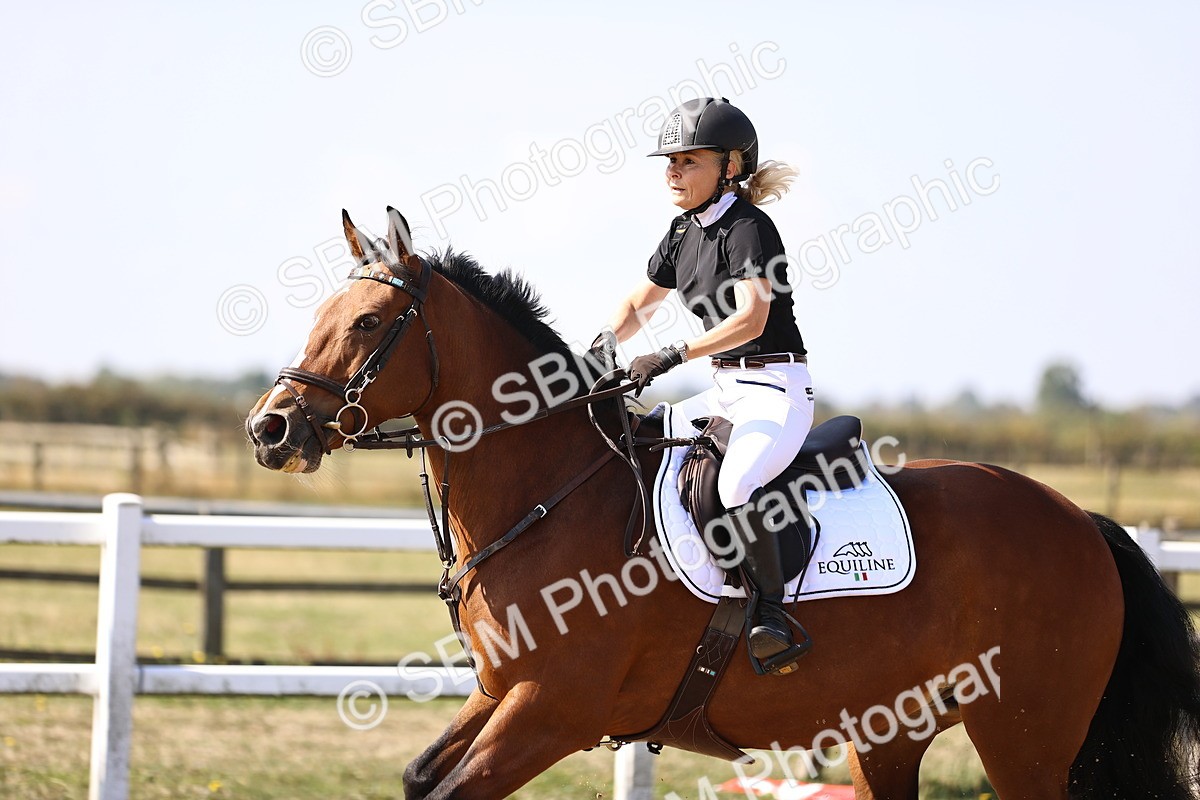 SBM_005733 - Class 9 - Senior British Novice - 90cm