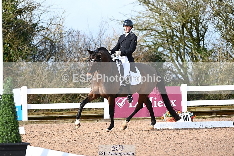 240218A-114210-06443 - 167-Mark.Forrest-Fidel.Von.Singng