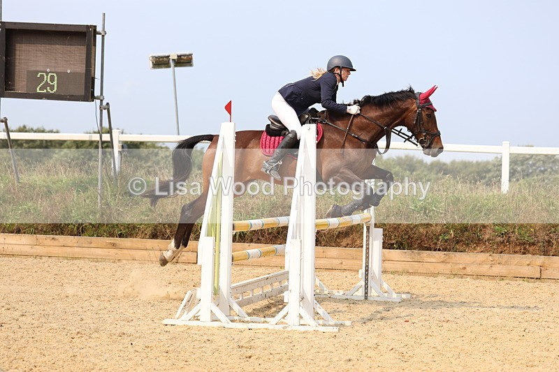 3E7A1411 - Class 4: Senior British Novice/90cm open
