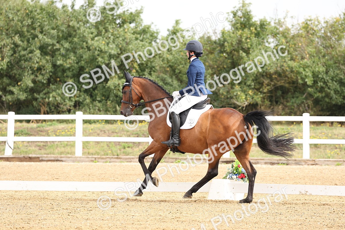 SBM_005481 - Class 6 - Novice 6 - 9.30-10.12