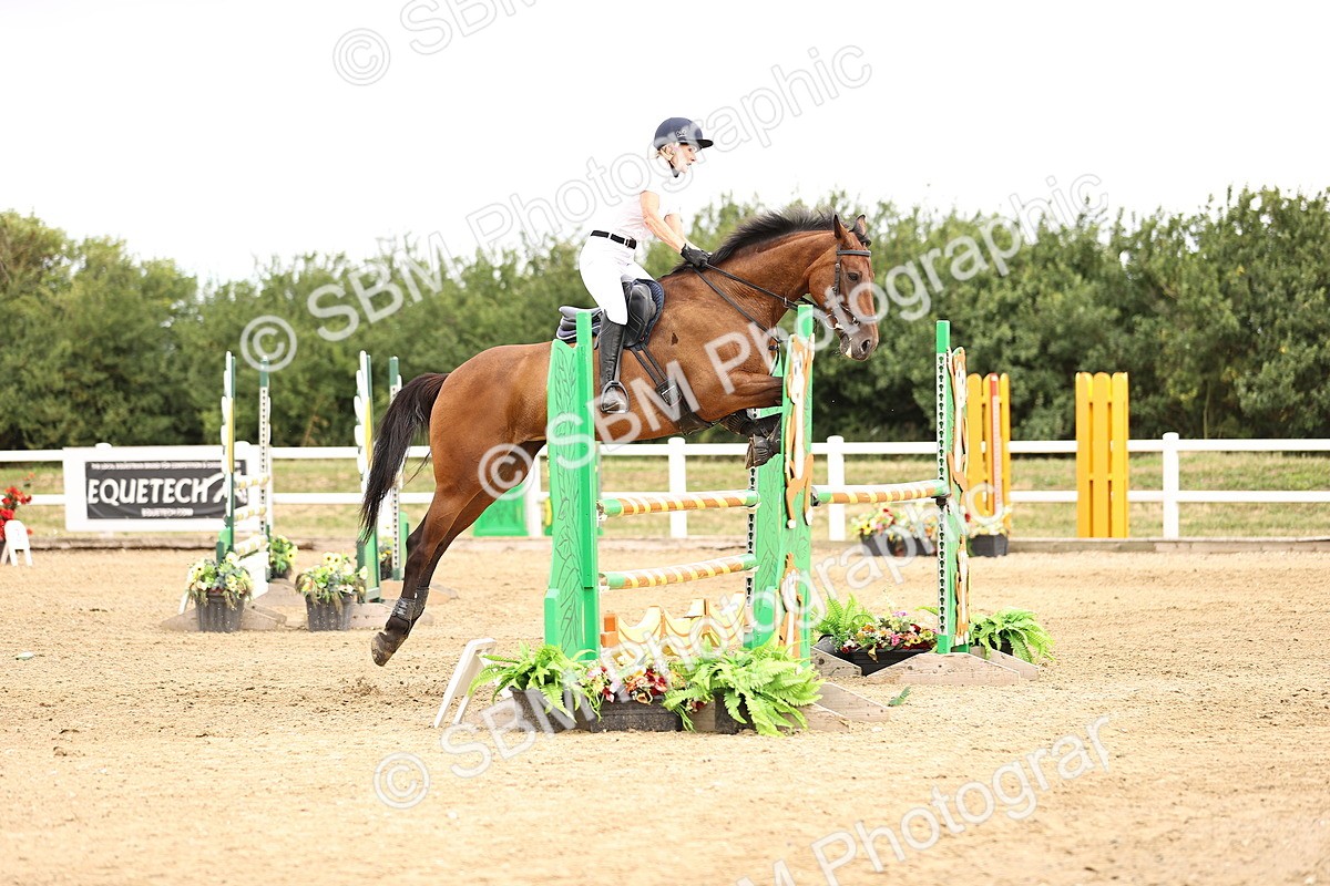 SBM_003206 - Class 21 - Senior Newcomers - 1.10m
