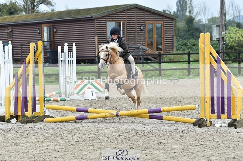 230917-101612-00411 - Cls 01 40cm LR Assisted & unassisted