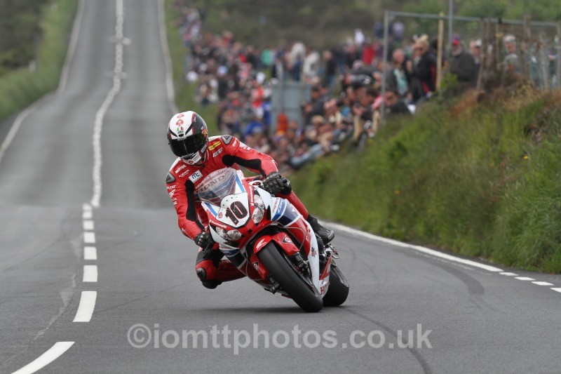 Conor Cummins Honda / Honda Racing - Pokerstars Senior TT