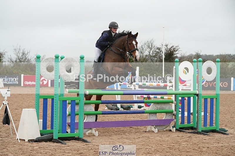 251109-115739-03683 - Cls 20 Newcomers and 1.10m Open