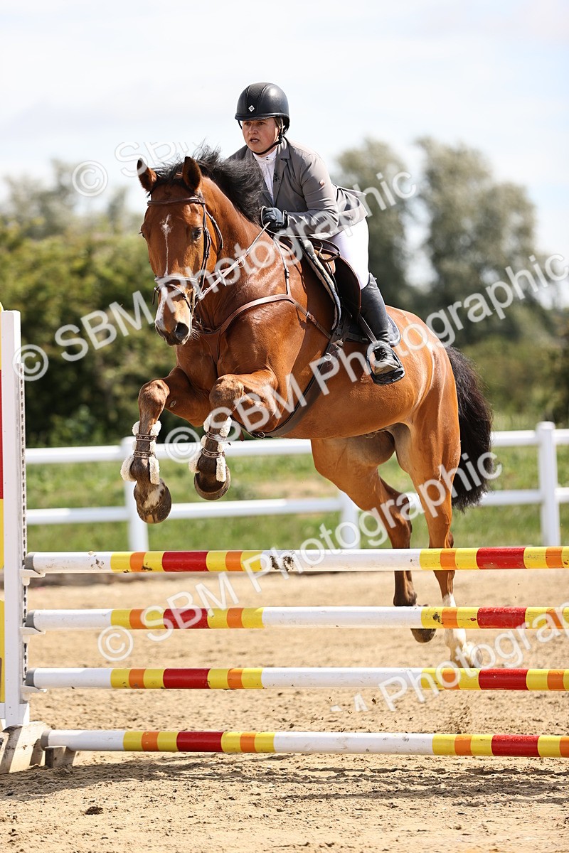 SBM_002054 - Class 9 - Senior British Novice - 90cm