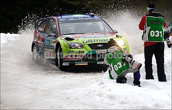 latvala  close or what - Swedish Rally 2008