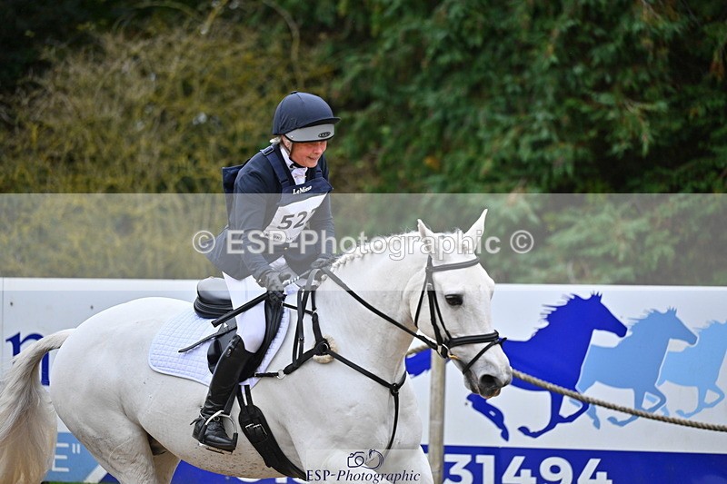 251026A-163819-26840 - G-522-Sue.Parkes