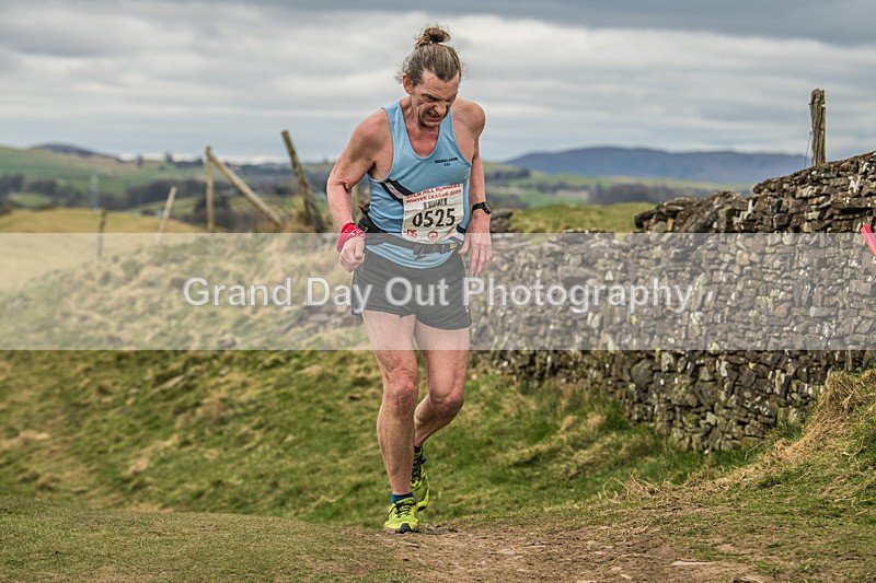 Helm Hill -810 - Kendal Winter League Helm Hill Fell Races (Under 13/15/17 & Seniors) Sunday 16th March 2025