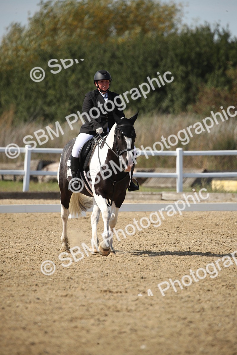 SBM_005867 - Class 11 - Novice 5 - 13.19-14.22