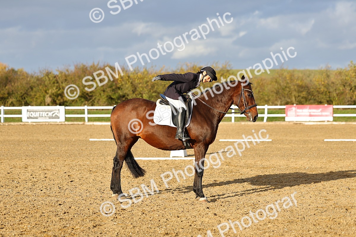 SBM_002726 - Class 8-11 - Novice 1-E1
