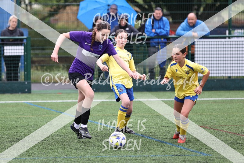 1DX32612 - Sat 6th U12 Girls