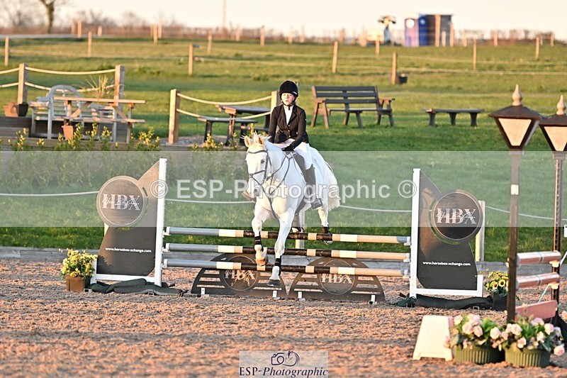 250401-192713-01016 - 90cm Classes