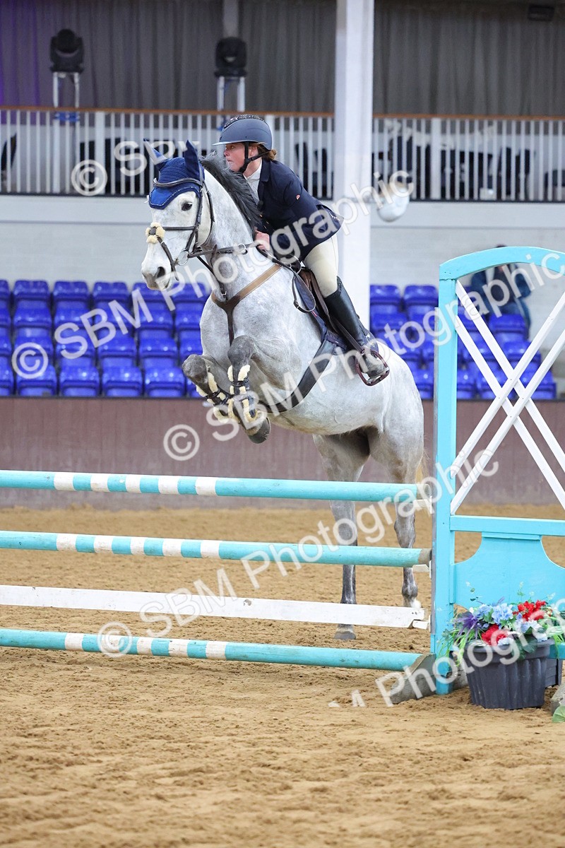 SBM_010054 - Class 21 - Nupafeed Supplements Senior Discovery/ 1m Open - First Round (1.00m)