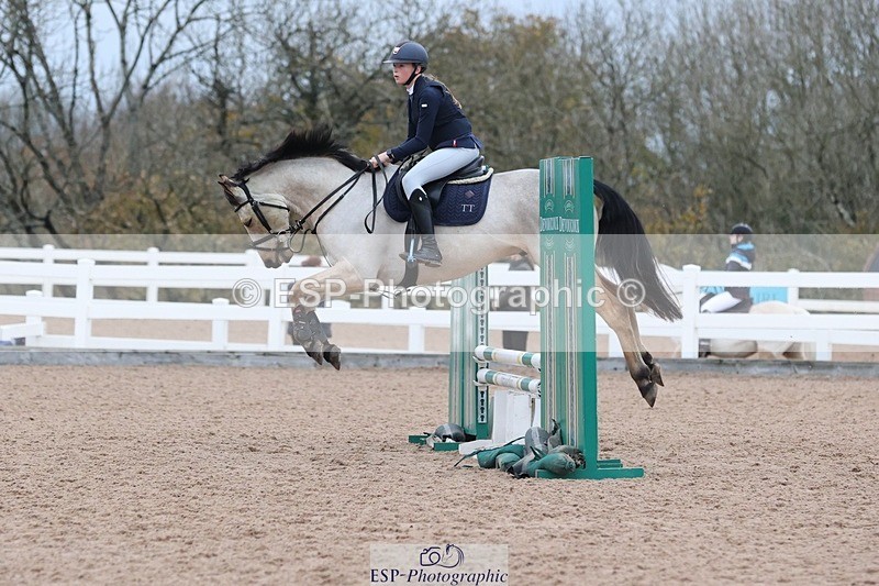 241116X-083235-00091 - Cls 03 Pony Intro 70cm