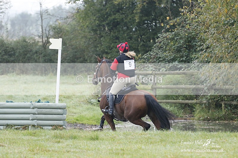 WWHT 171021 0405 - Novice Restricted (0.80m)  17/10/21