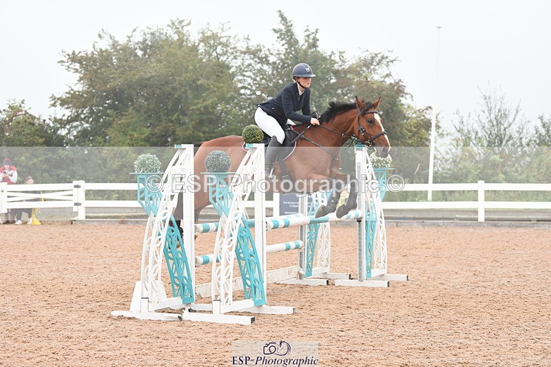 230902A-110810-00521 - Cls 8 1.05m Amateur Quali