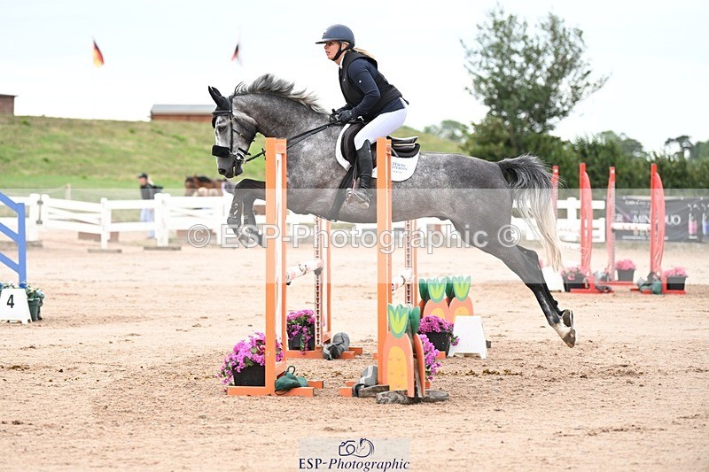 250727-084302-08582 - Cls 31 British Novice and 90cm