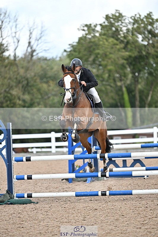 241005A-113049-03392 - SAT Cls 17 95cm Amateur Quali