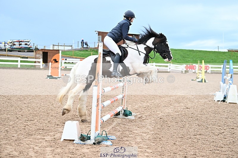 240224A-084304-02841 - Cls 9 British Novice and 90cm Open