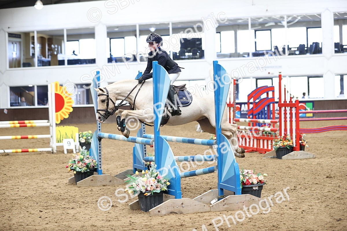 SBM_002704 - Class 12 - Springboard 128cm 138cm 90cm 1.00m