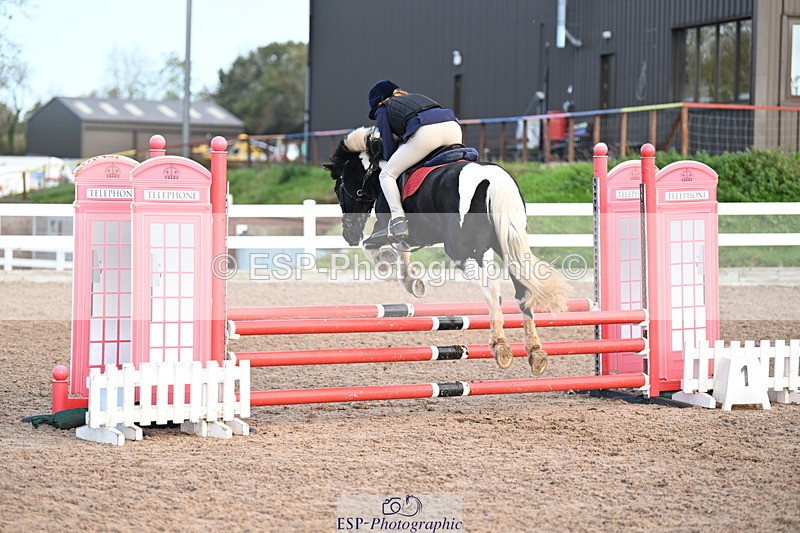 241026A-110942-00309 - SAT Cls 5 Pony British Novice and 80cm