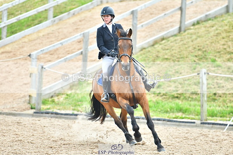 230610A-105010-02782 - Cls 14 Snr 1.05m & 1.10m Open