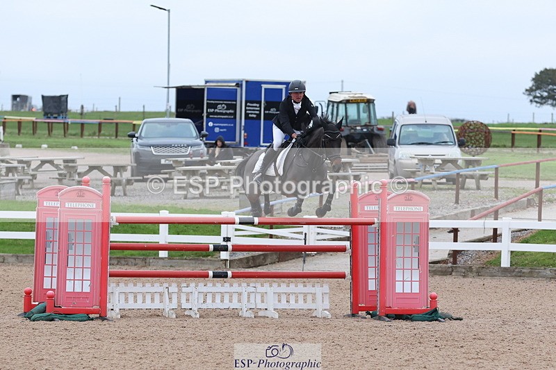 241101A-153259-03025 - FRI Cls 7 Blue Chip Grade B&C Jump Off