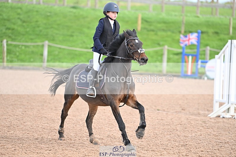 231029A-125148-03373 - Stepping Stones 128cm & 138cm