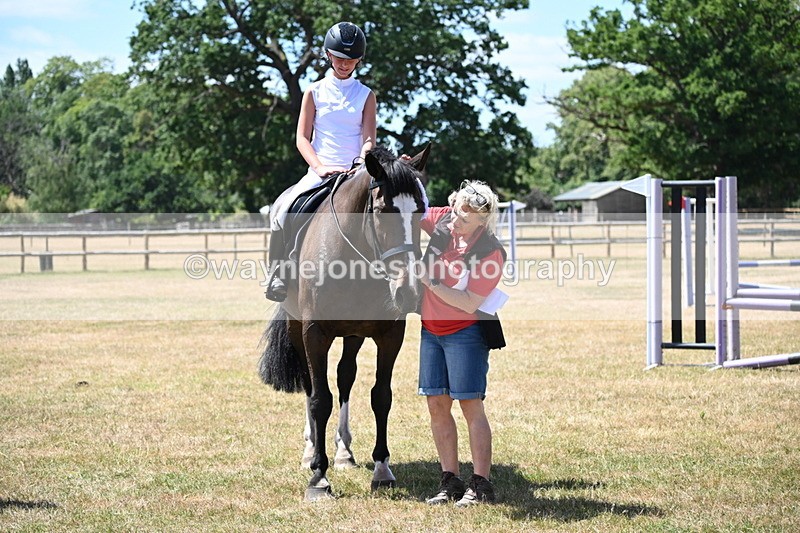 WJ6_6002 - Class 13 Novice 60cm