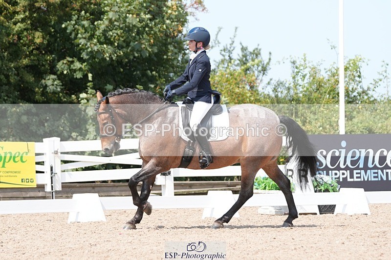 250817-125200-09468 - 177-Joanne.PengellyAshfield.Bob