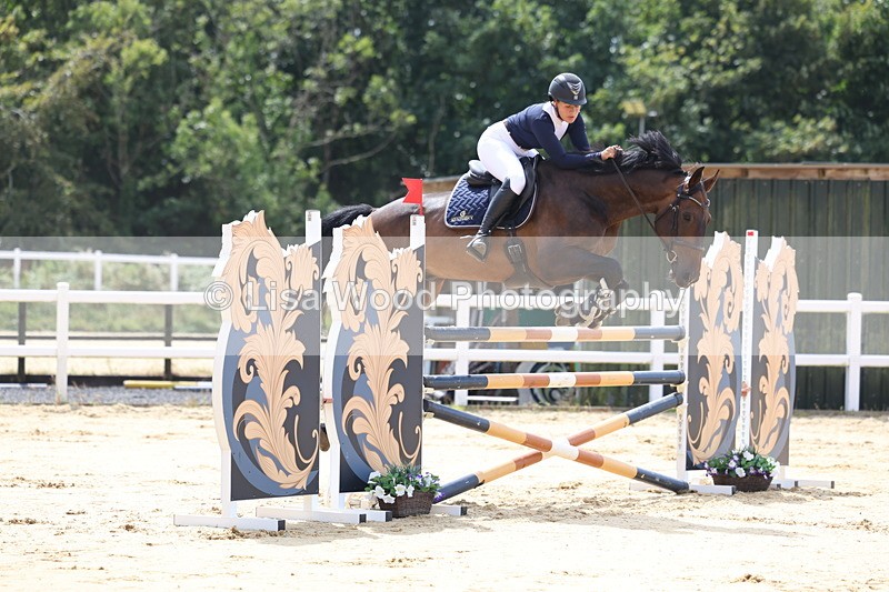 3E7A4096 - Class 7: Senior Newcomers/1.10m open