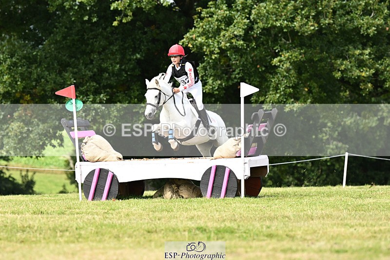 240825X-105122-31202 - 70cm XC 10.00 to 11.00