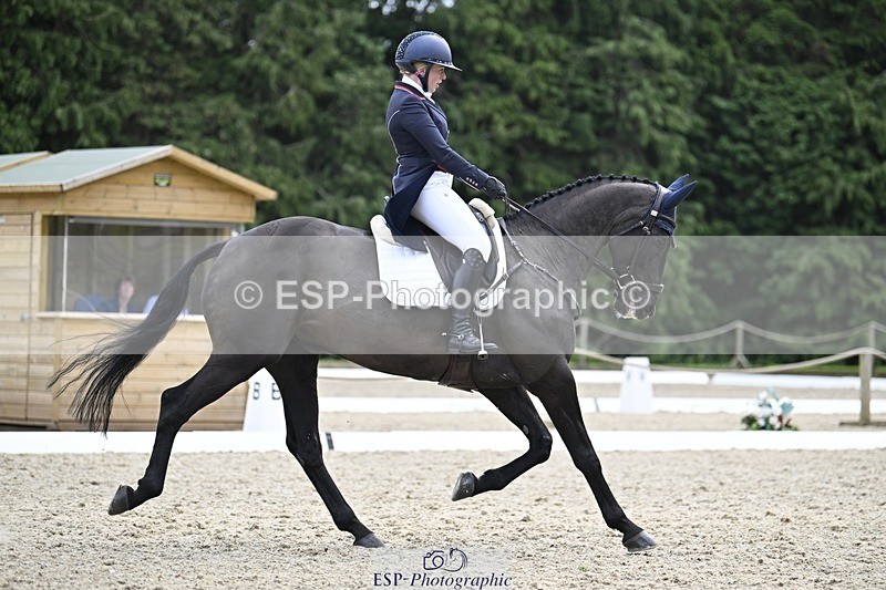 240523-130055-04637 - 101-MORELANDS_CASANOVA-Daisy_Bathe