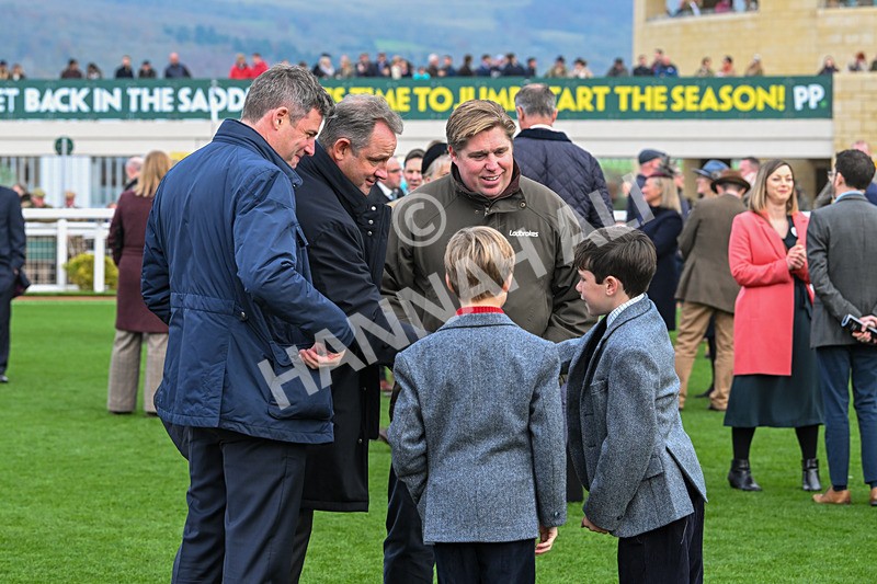 151124-Race 3-GVs-7597 - Race 3