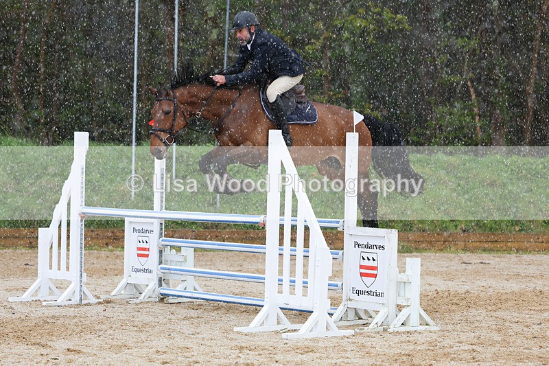 3E7A1551 - Class 6: Senior 1.05m