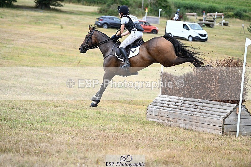 250803A-145805-15431 - P-702-Keara.Schmidt-MR.OBOS.HULLABALOO