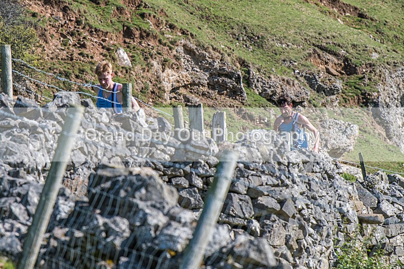 Ilam-433 - Ilam Three Peaks Fell Race (Limestone Series) Sunday 28th September 2025