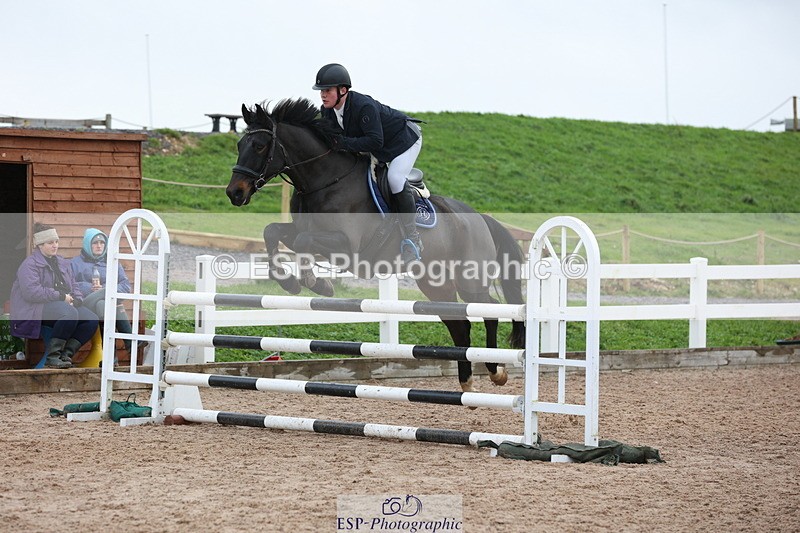 231112A-123801-04097 - Cls 19 Snr 1.05m Open