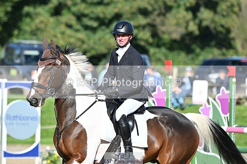 231022-113101-26335 - 301-WESTCEFFYL.KINGSWAY.LAD-Ben.Lee.Liles-SJ